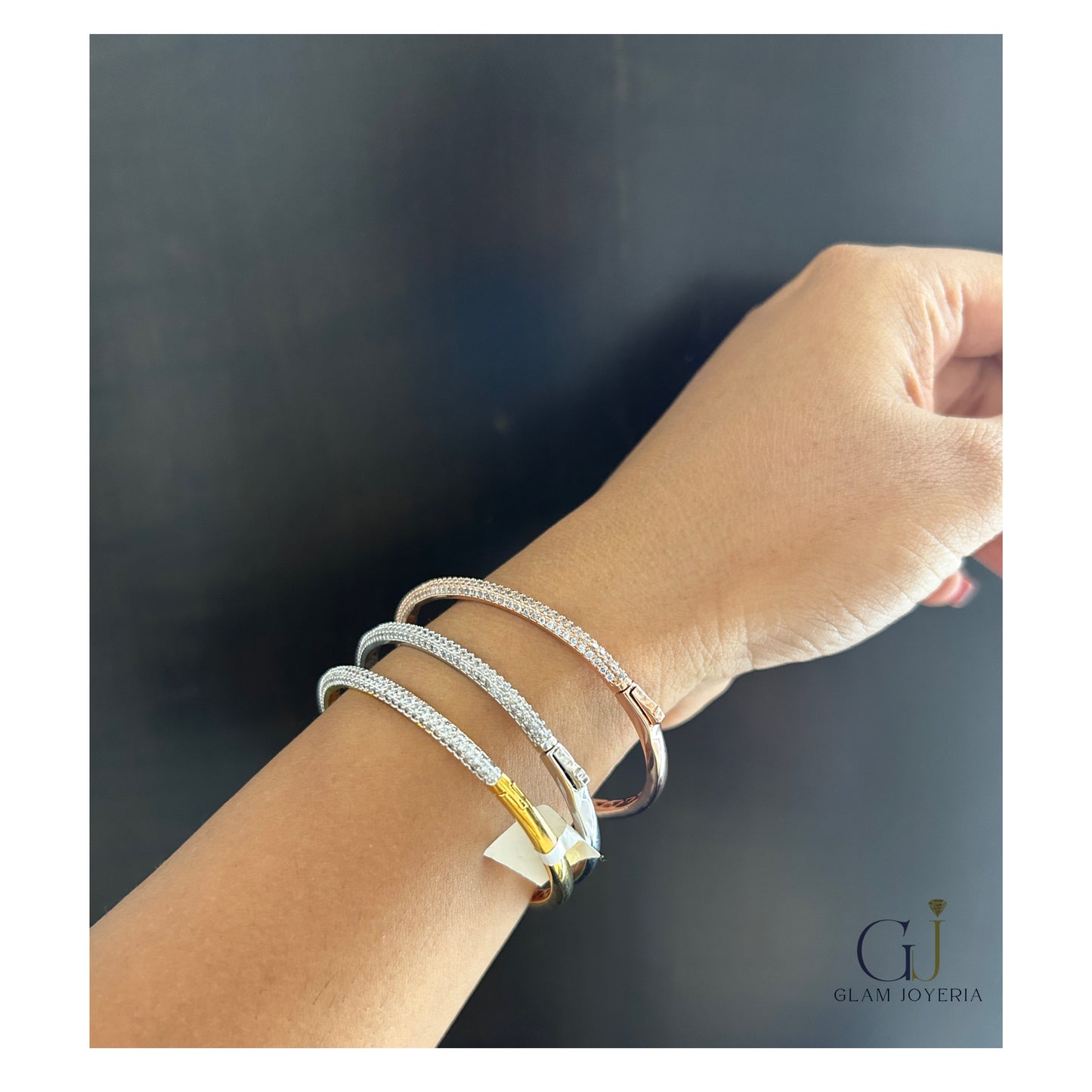 Diamond strand openable bracelets