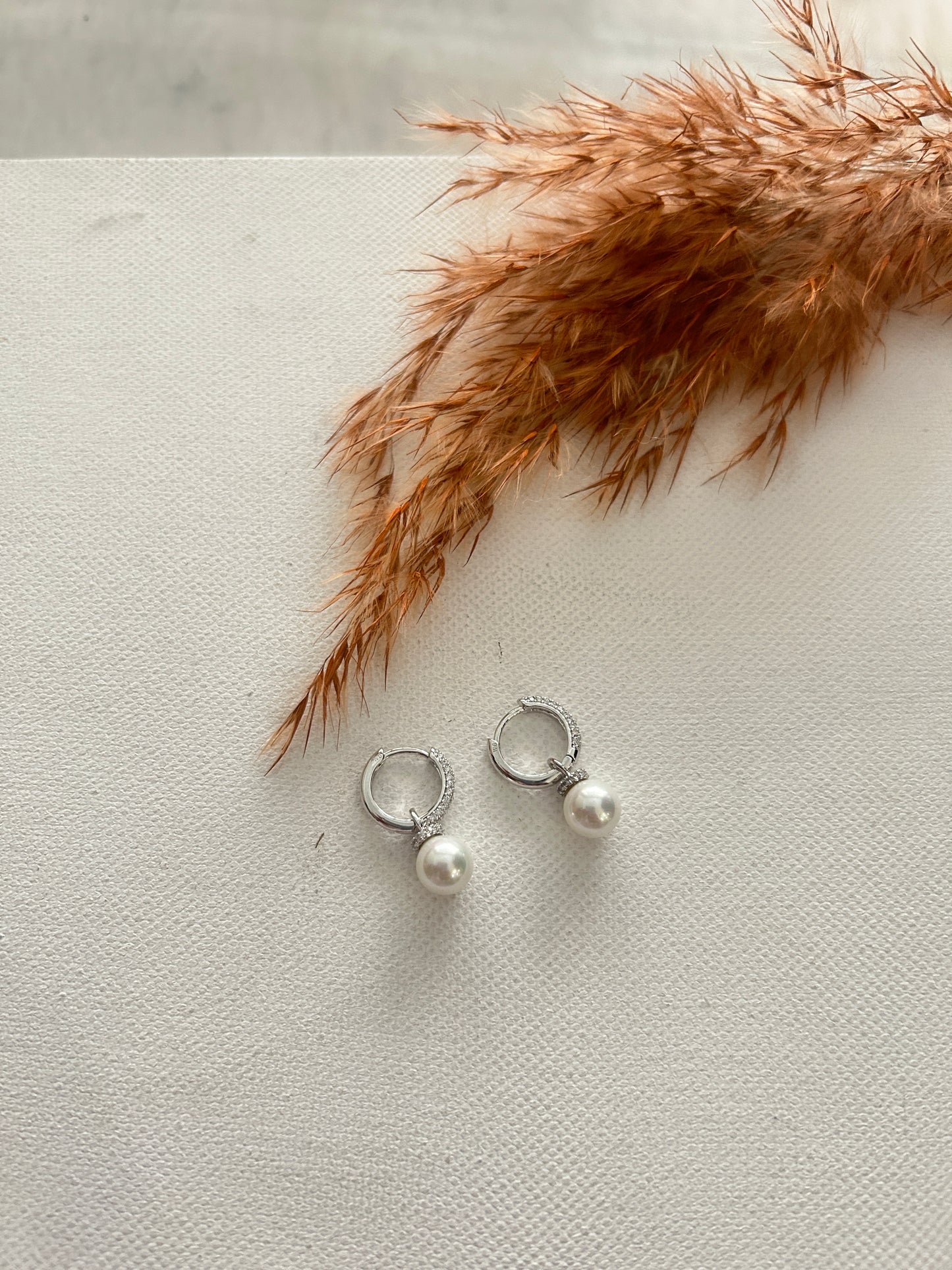 Detachable Pearl Bali