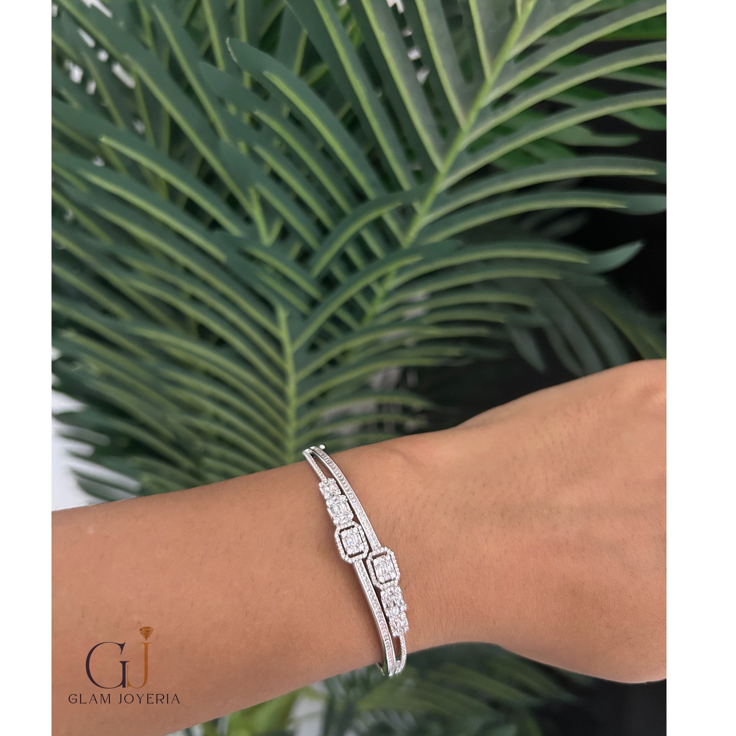 Openable Bracelets