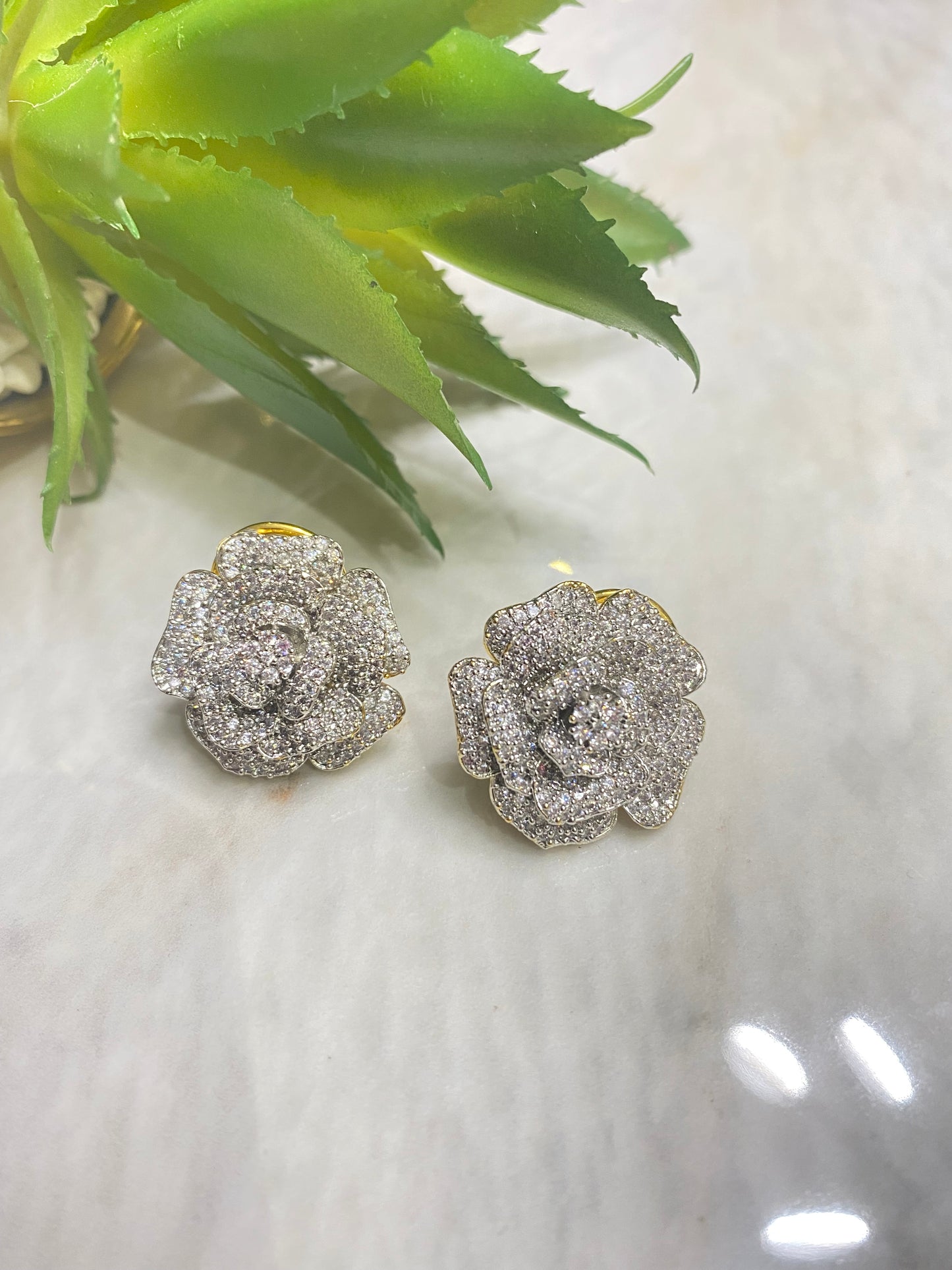 Gold plated Rose tops