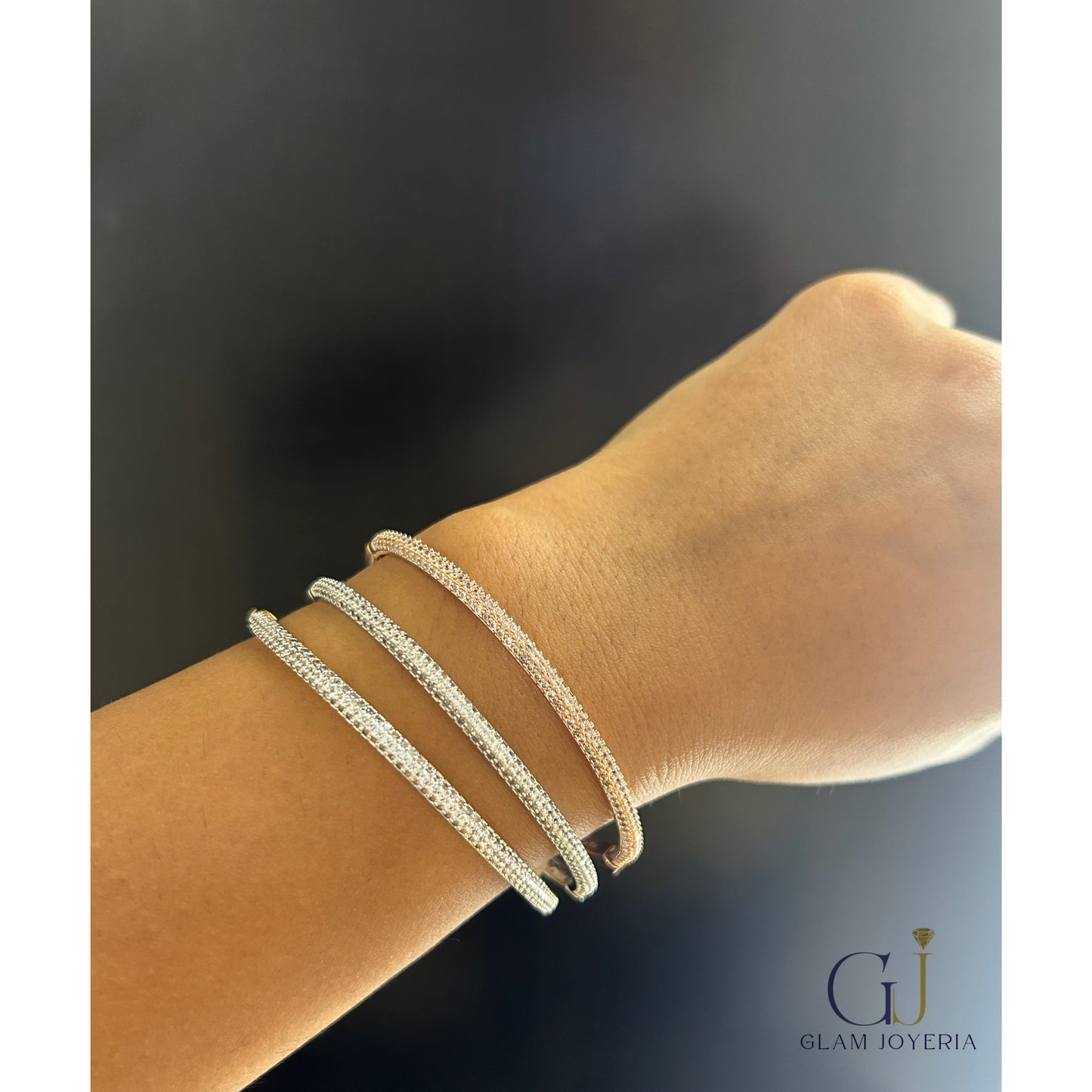 Diamond strand openable bracelets