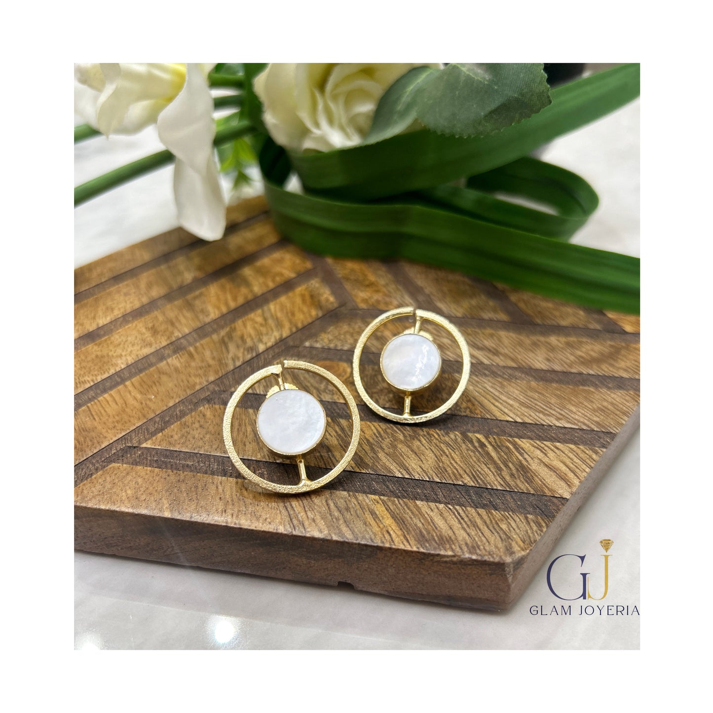 Round Boutique earrings