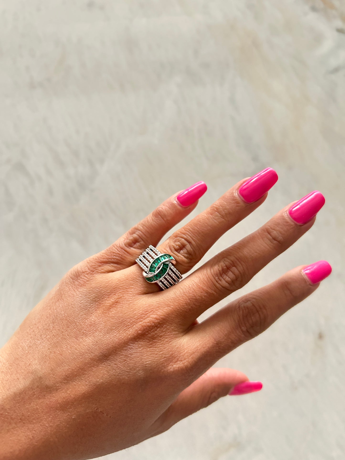 Emerald swirl