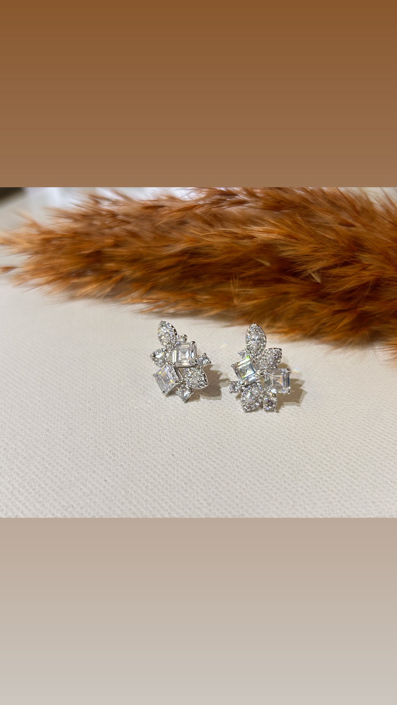 Luna earrings