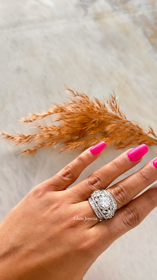 Glam signature Cocktail ring